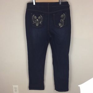 Chico’s Platinum Dark Wash Jeans with Back Pocket Detailing Bling Size 3 (16)